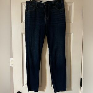 Abercrombie & Fitch skinny jeans 8/29